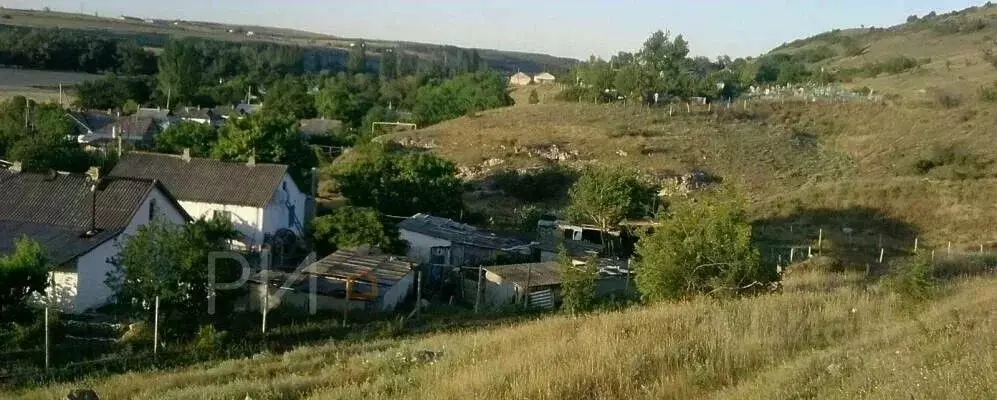 Дом в Крым, Бахчисарайский район, с. Плодовое ул. Серегина (35 м) - Фото 1