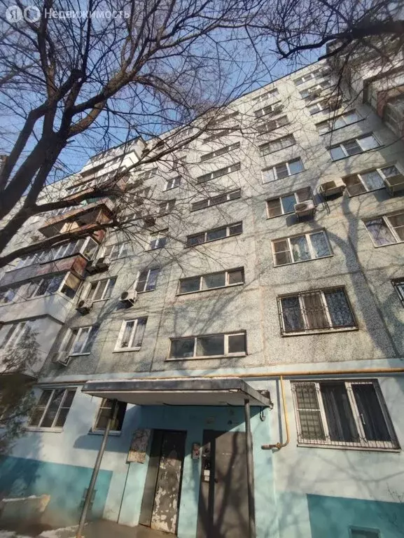 3-комнатная квартира: Ростов-на-Дону, улица Содружества, 41 (64 м) - Фото 0