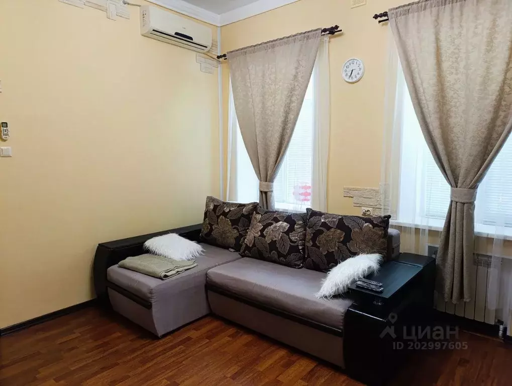 2-к кв. Севастополь ул. Советская, 38 (55.0 м) - Фото 1