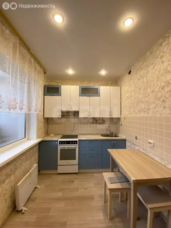 1-комнатная квартира: Чигири, 4-й микрорайон, Сосновая улица, 3/3 (39 ... - Фото 2