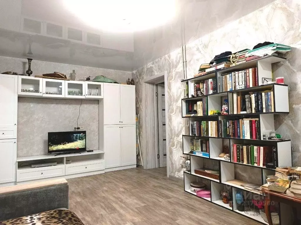 2-к кв. Волгоградская область, Волгоград ул. Таращанцев, 29 (42.3 м) - Фото 1