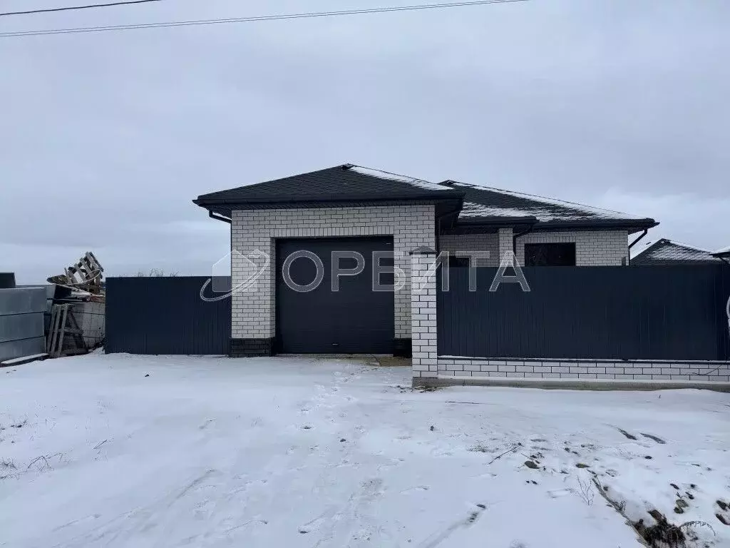 Дом в Тюменская область, Тюменский район, д. Ушакова Зеленая ул. (140 ... - Фото 1