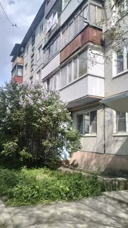 3-к кв. Волгоградская область, Волгоград ул. Короткая, 18 (48.1 м) - Фото 0