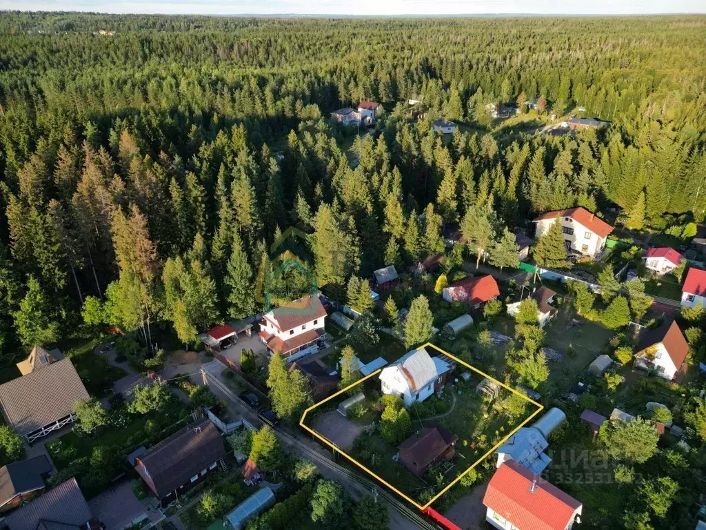 Дом в Ленинградская область, Выборгский район, Рощинское городское ... - Фото 2