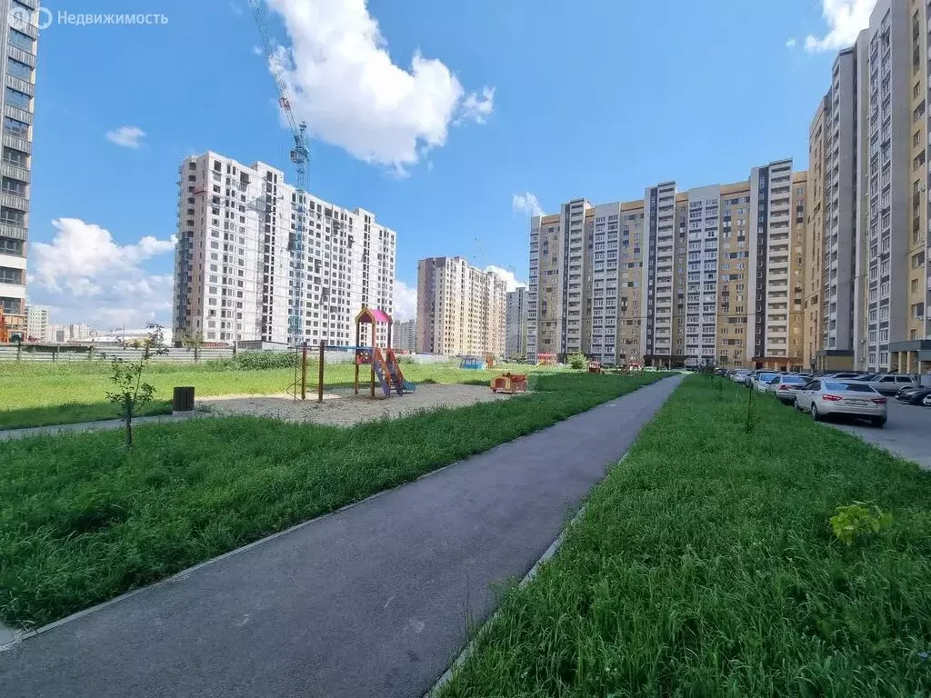 3-комнатная квартира: Тамбов, Селезнёвская улица, 2Бк4 (82.7 м) - Фото 1