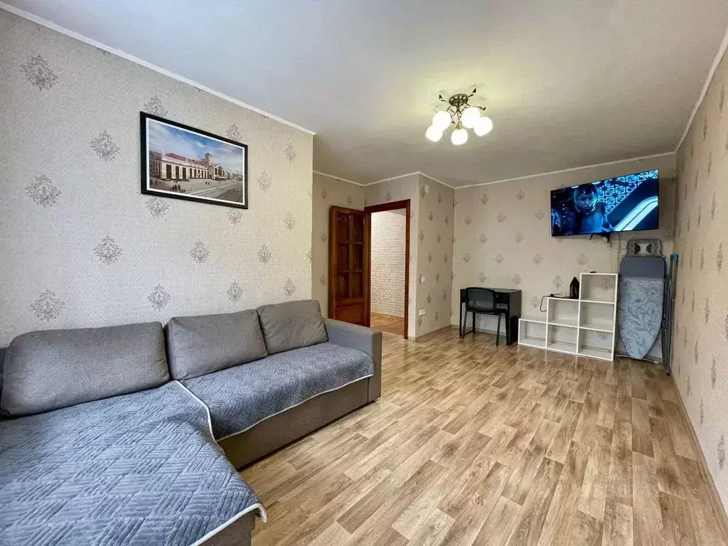 2-к кв. Кемеровская область, Новокузнецк ул. Кирова, 43 (44.0 м) - Фото 0