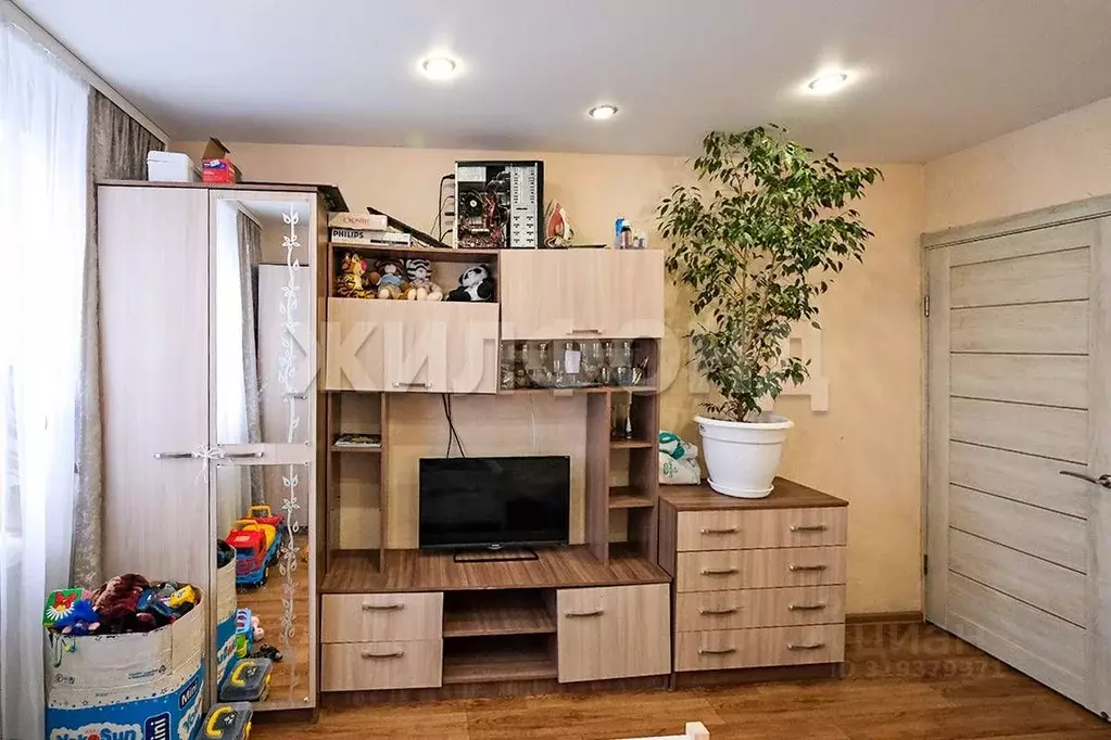 3-к кв. Новосибирская область, Новосибирск Затулинский жилмассив, ул. ... - Фото 0