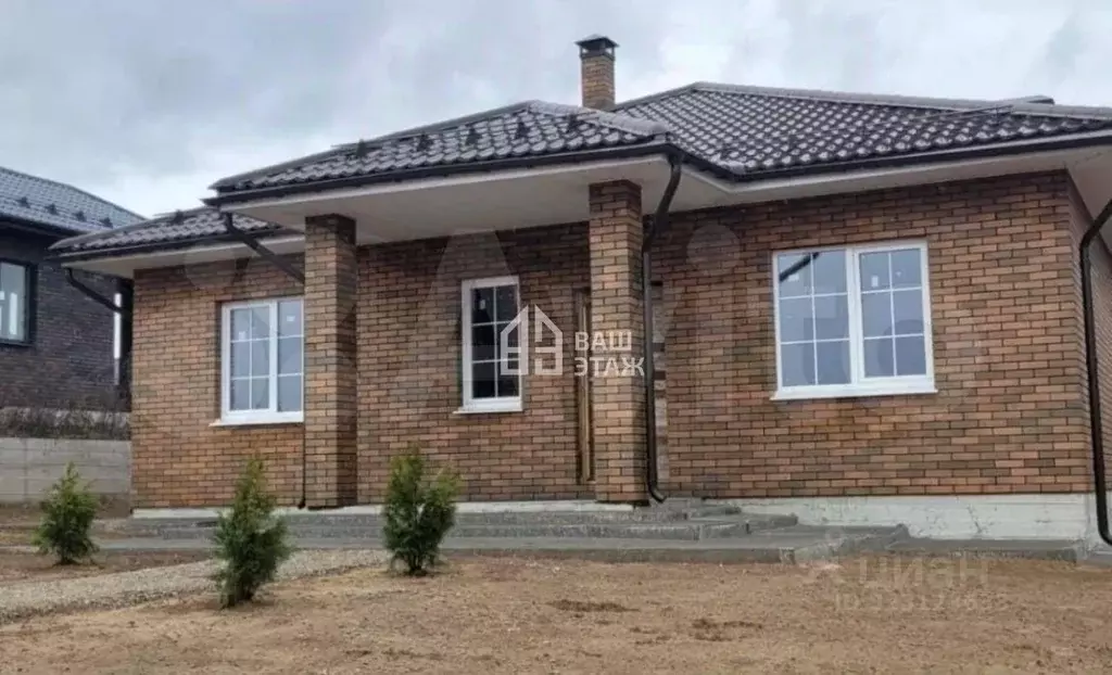 Дом в Калужская область, Перемышльский муниципальный округ, Корекозево ... - Фото 1