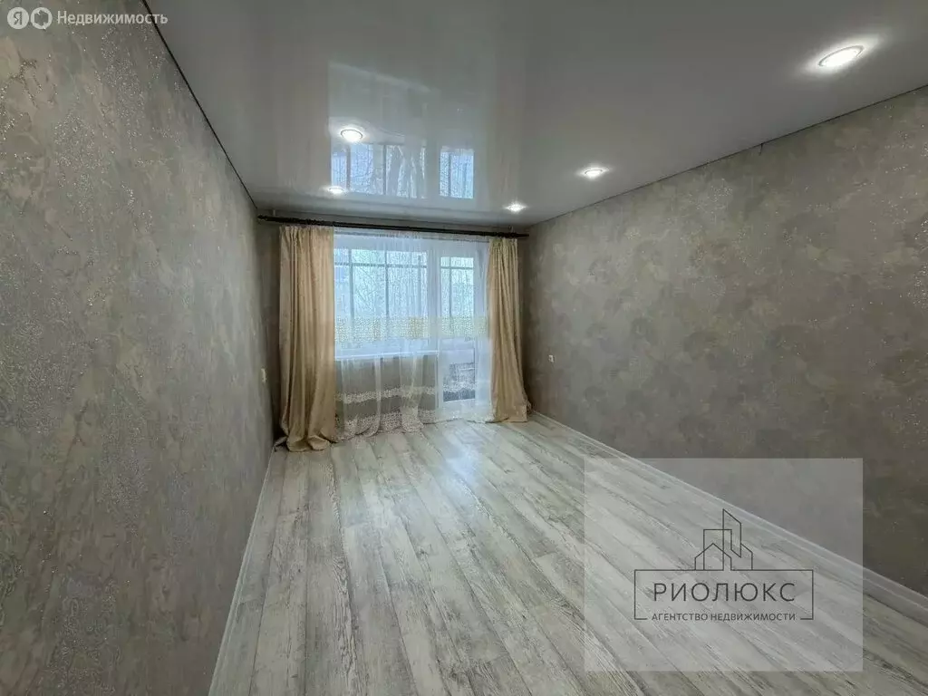 3-комнатная квартира: Магнитогорск, Лесопарковая улица, 94 (61.4 м) - Фото 2