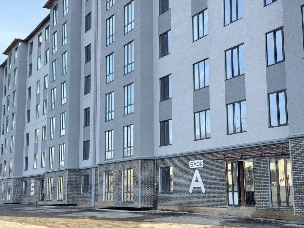 1-к кв. Кабардино-Балкария, Нальчик ул. Солнечная, 8к1 (40.92 м) - Фото 0