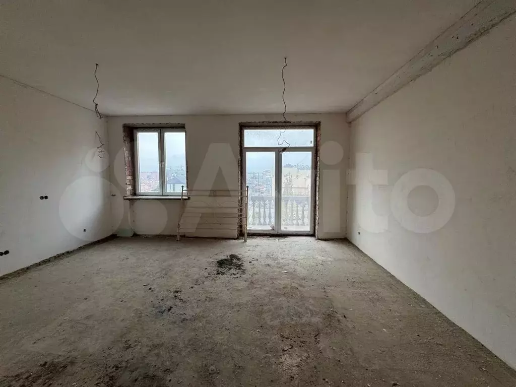 1-к. квартира, 55 м, 1/17 эт. - Фото 1