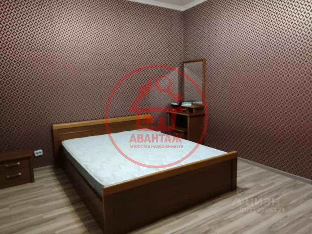 2-к кв. Краснодарский край, Армавир ул. Матвеева, 40 (62.8 м) - Фото 1