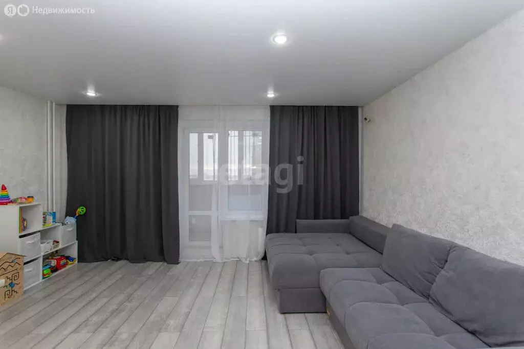 Квартира-студия: Тобольск, 15-й микрорайон, 37 (35 м) - Фото 1