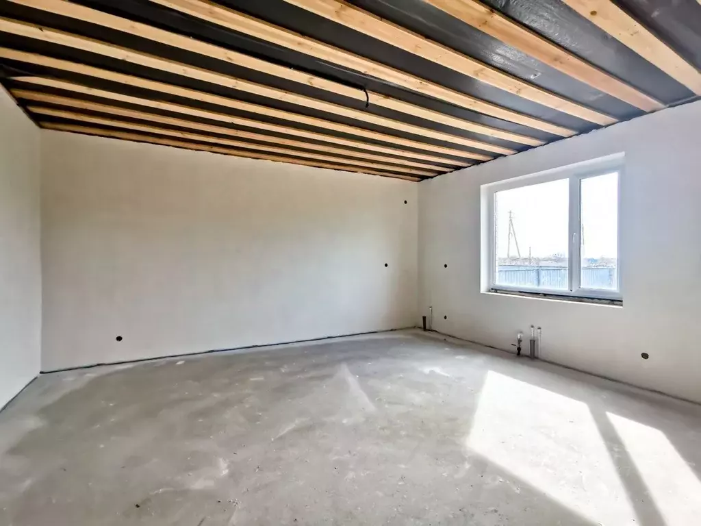 Дом в Краснодарский край, Ейское городское поселение, пос. Широчанка ... - Фото 1