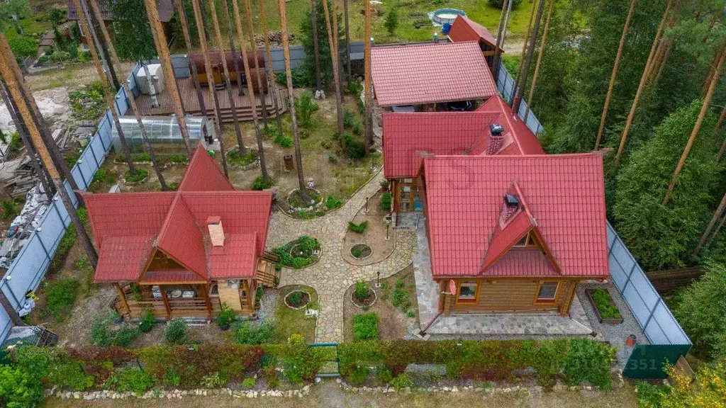 Дом в Свердловская область, Екатеринбург просп. Ленина (100 м) - Фото 1