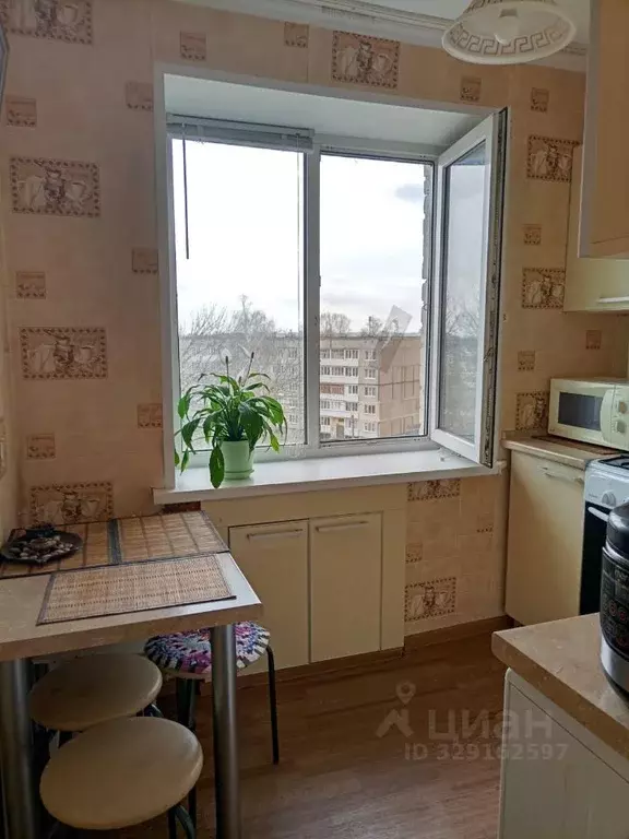 1-к кв. Чувашия, Чебоксары ул. Гузовского, 14 (36.0 м) - Фото 1