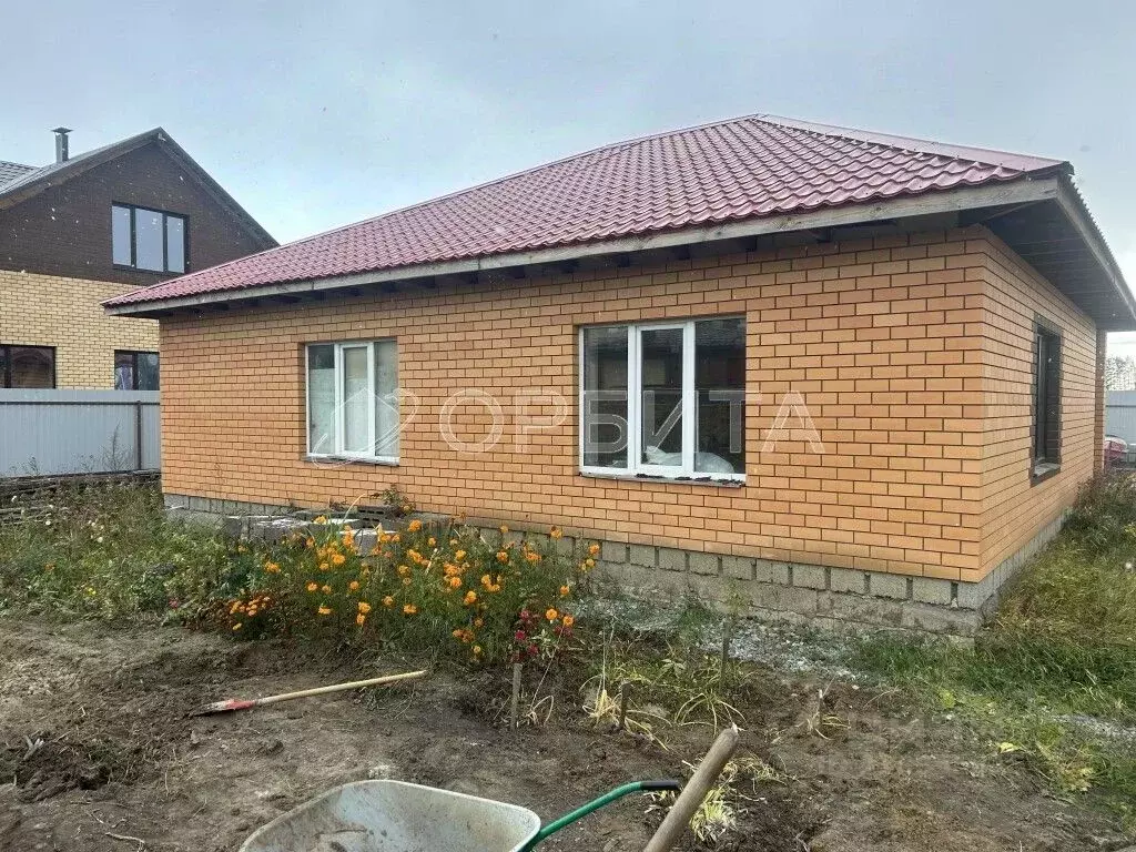 Дом в Тюменская область, Тюмень ул. Уездная (89 м) - Фото 1