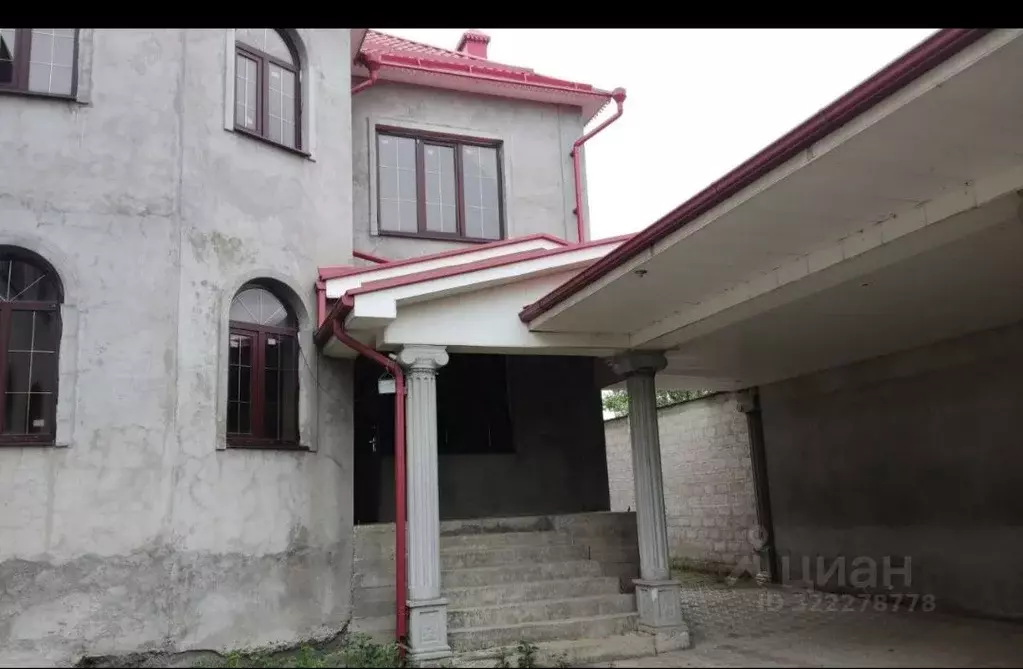 Дом в Кабардино-Балкария, Нальчик городской округ, с. Адиюх ш. ... - Фото 1