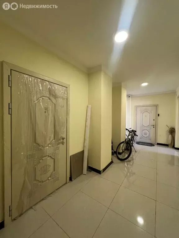 3-комнатная квартира: Нальчик, улица Атажукина, 11 (125.5 м) - Фото 2
