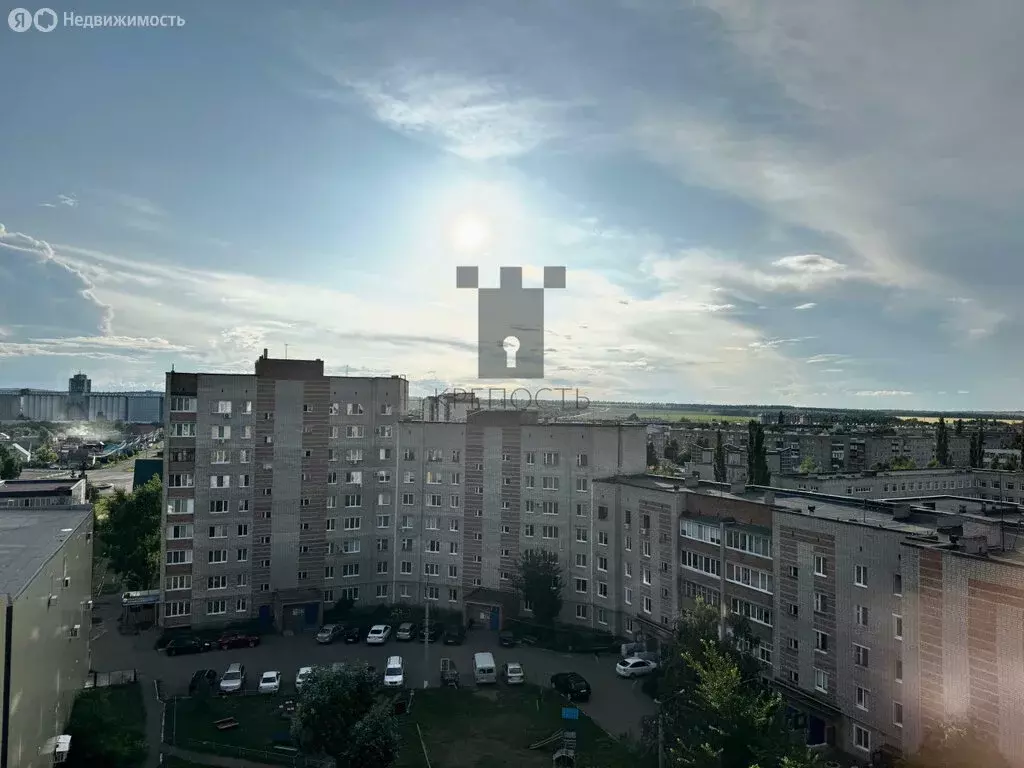 3-комнатная квартира: Мелеуз, улица Бурангулова, 21 (62 м) - Фото 1