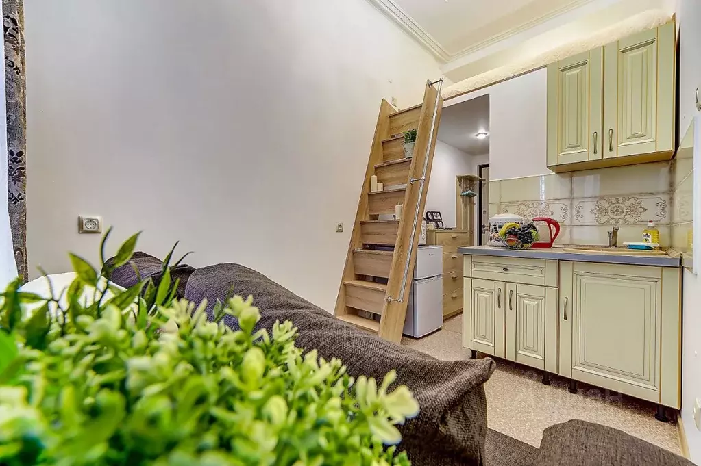 Комната Санкт-Петербург ул. Александра Невского, 6 (15.0 м) - Фото 1