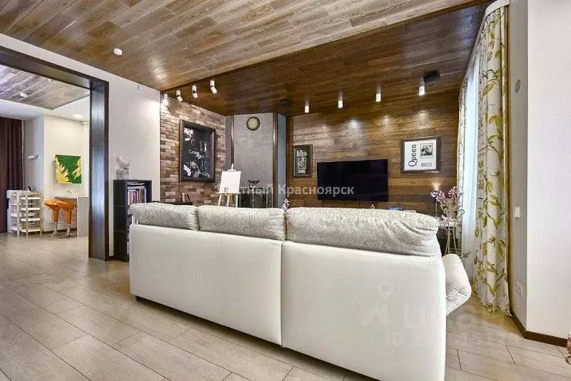 Коттедж в Красноярский край, Красноярск Прогулочная ул. (311 м) - Фото 1