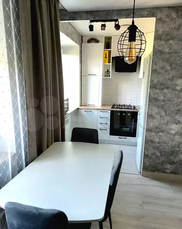 3-к. квартира, 58 м, 4/5 эт. - Фото 0