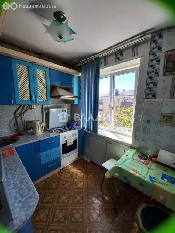 4-комнатная квартира: Строитель, улица Кривошеина, 6 (60 м) - Фото 0