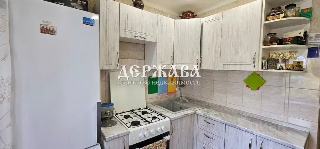 2-к кв. Белгородская область, Старый Оскол Степной мкр, 5 (46.0 м) - Фото 1