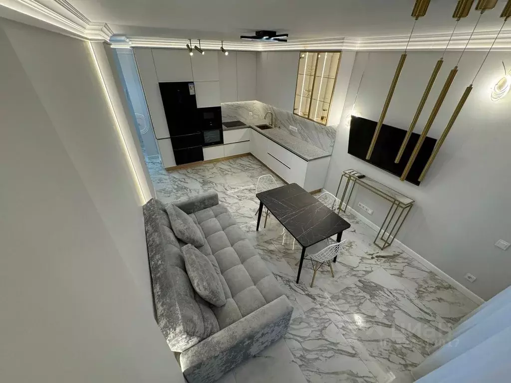 1-к кв. Свердловская область, Екатеринбург ул. Машинная, 1в/2 (47.1 м) - Фото 1