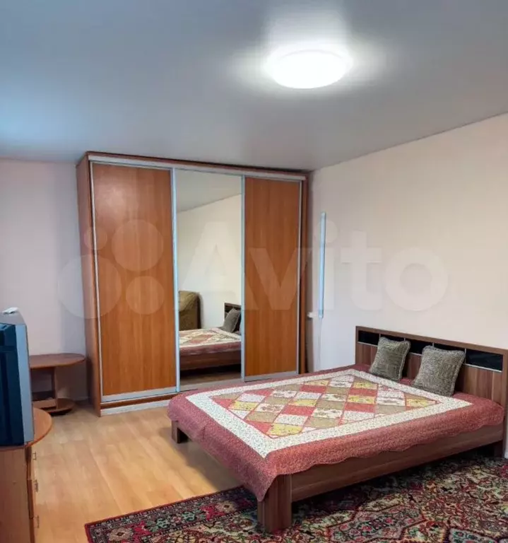 1-к. квартира, 52 м, 2/9 эт. - Фото 1