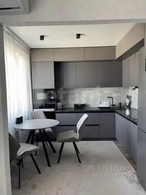 3-к кв. Красноярский край, Красноярск ул. Партизана Железняка, 53 ... - Фото 1