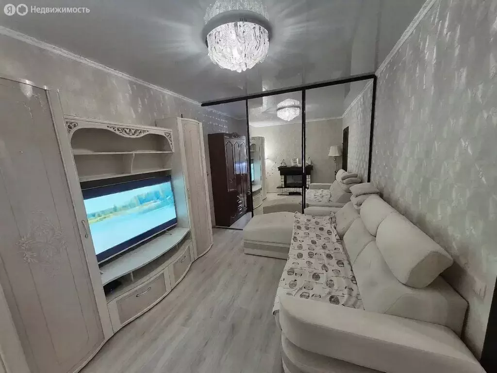 2-комнатная квартира: Бузулук, Ставропольская улица, 6Б (56.5 м) - Фото 1