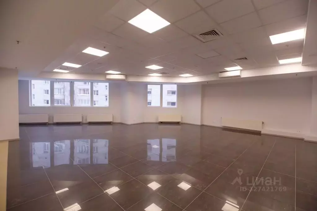 Офис в Санкт-Петербург просп. Испытателей, 30к2 (2566 м) - Фото 1