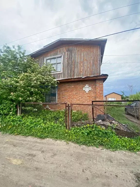 Дом в Омская область, Омск СОСН Птицевод-2 тер., аллея 14-я (45 м) - Фото 1
