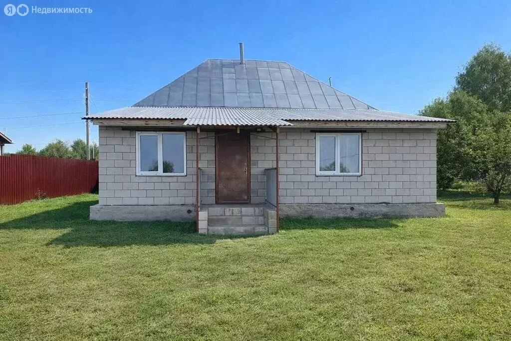 Дом в посёлок Лашма, Школьная улица, 12 (70 м) - Фото 1