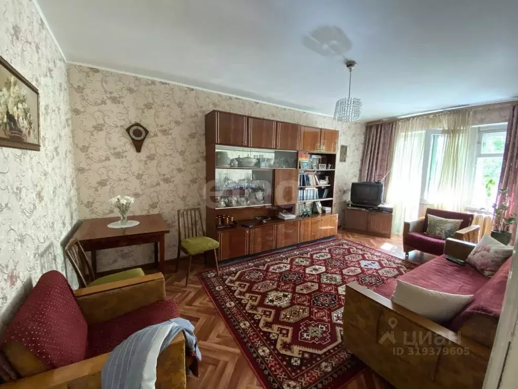 3-к кв. Коми, Сыктывкар Коммунистическая ул., 84 (61.6 м) - Фото 1