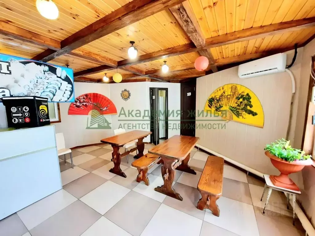 Помещение свободного назначения в Саратовская область, Энгельс ул. ... - Фото 1