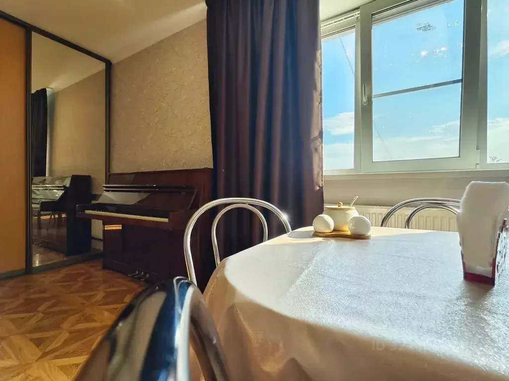 2-к кв. Смоленская область, Вязьма Красноармейское ш., 1 (43.0 м) - Фото 2