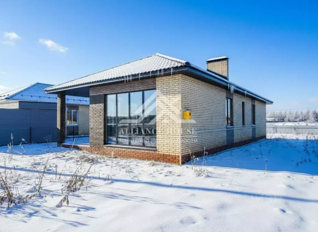 Дом в Татарстан, Лаишевский район, Кирбинское с/пос, д. Травкино ул. ... - Фото 1