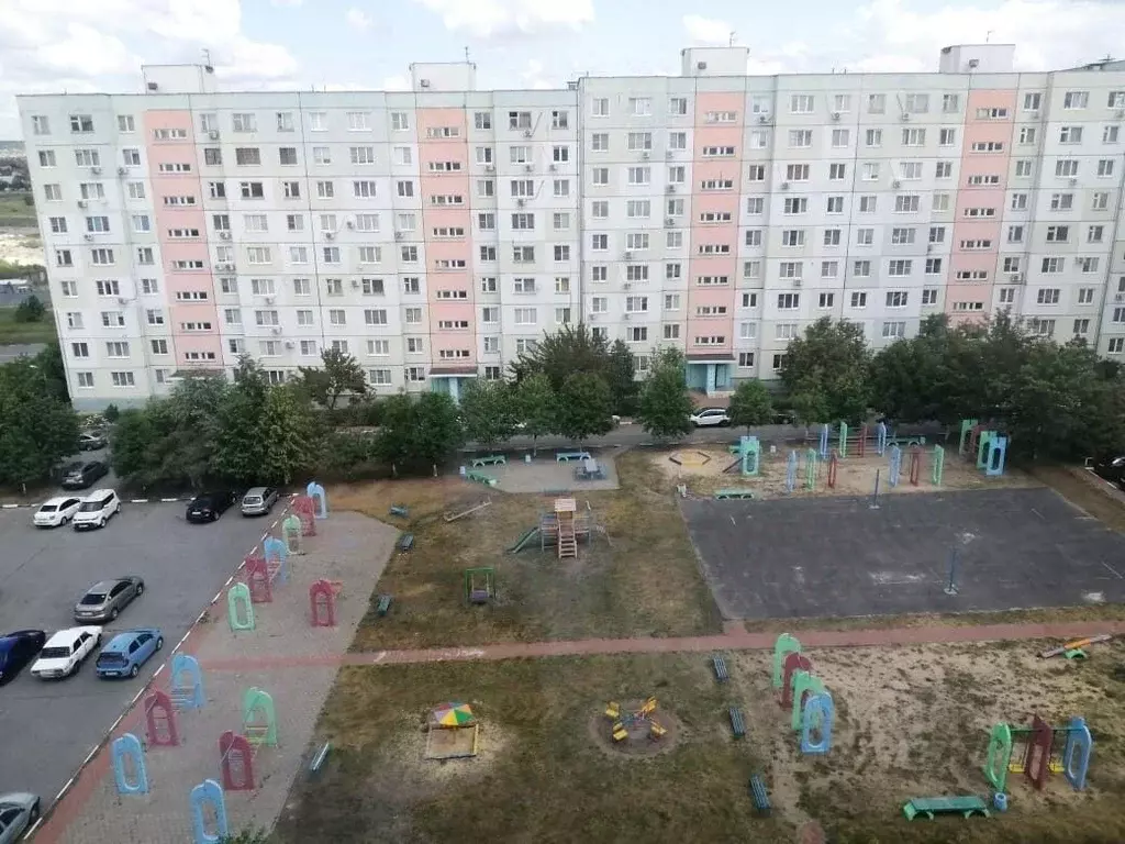 3-к кв. Белгородская область, Старый Оскол Северный мкр, 28 (64.0 м) - Фото 1