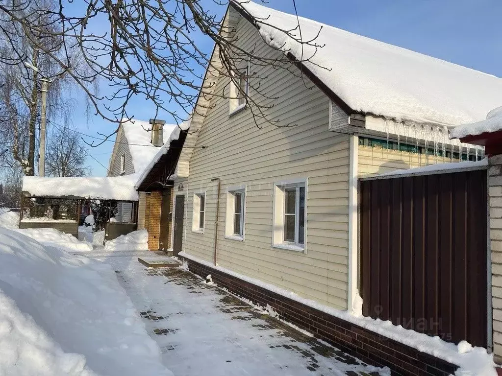 Дом в Калужская область, Калуга Луговая ул., 6 (100 м) - Фото 1