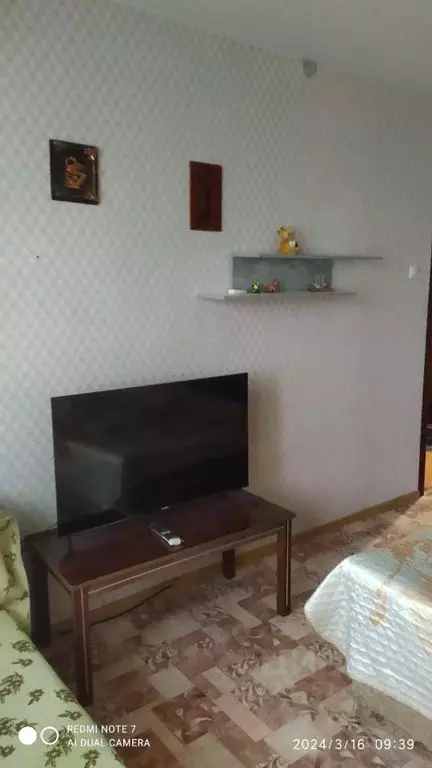 1-к кв. Крым, Щелкино Ленинский район, 1-й мкр, 10 (40.0 м) - Фото 1
