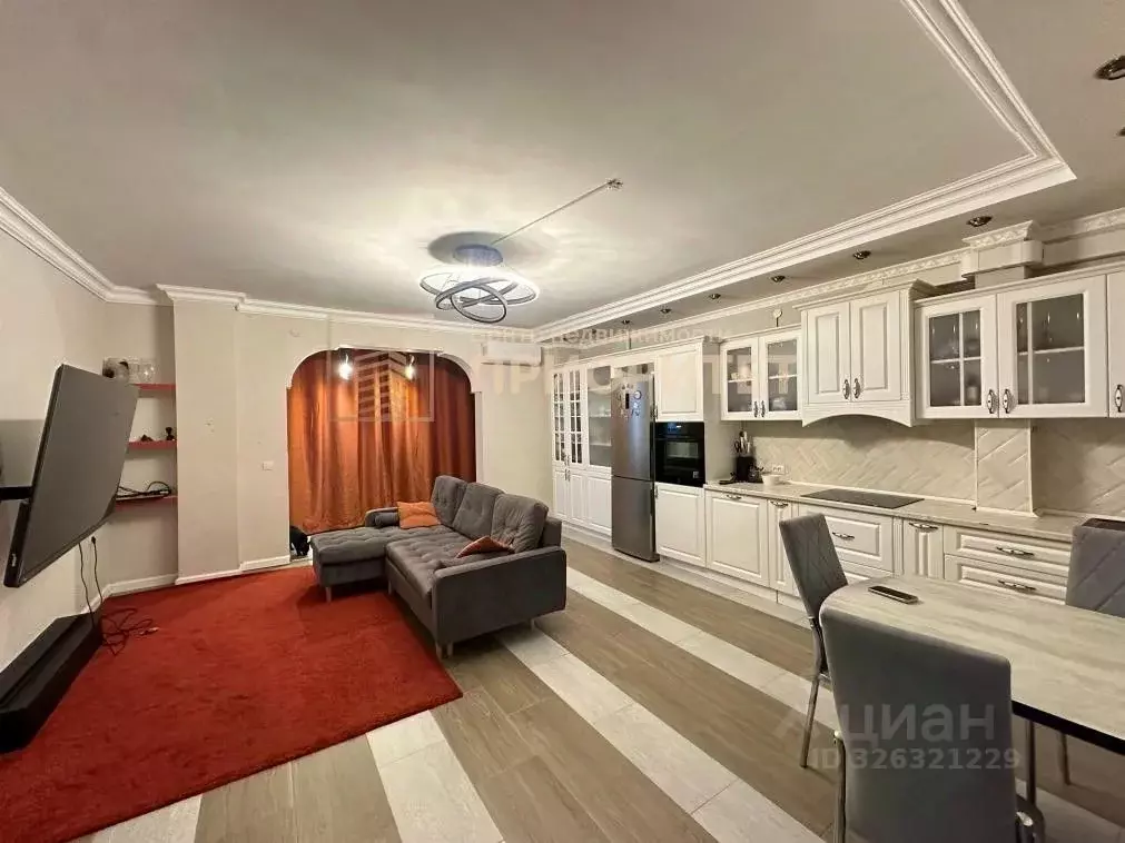 3-к кв. Саха (Якутия), Якутск ул. Чехова, 35 (103.0 м) - Фото 1