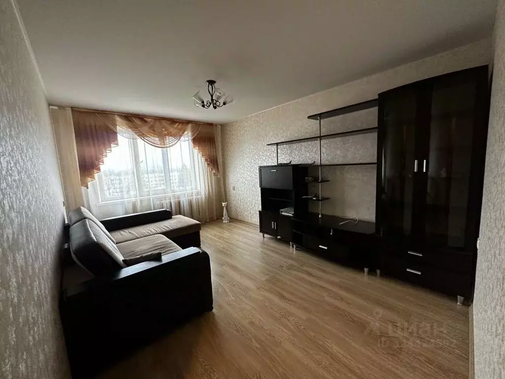 3-к кв. Татарстан, Нижнекамск просп. Химиков, 94 (65.0 м) - Фото 1