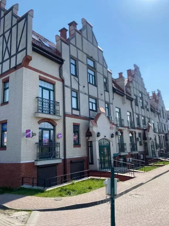 2-к кв. Калининградская область, Калининград Дачная ул., 8 (55.0 м) - Фото 0