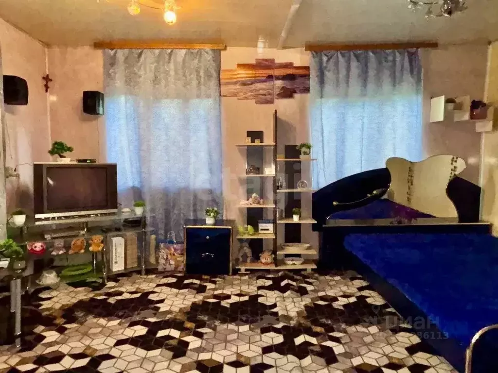 Дом в Вологодская область, Череповецкий район, д. Остров ... - Фото 1