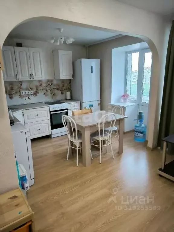 2-к кв. Тюменская область, Тюмень ул. Осипенко, 84А (47.4 м) - Фото 1