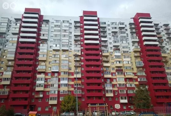 2-комнатная квартира: Тюмень, улица Пермякова, 81 (52.5 м) - Фото 1