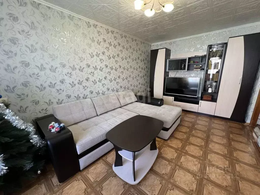3-к кв. Ямало-Ненецкий АО, Новый Уренгой Дружба мкр, 1/2 (62.0 м) - Фото 1